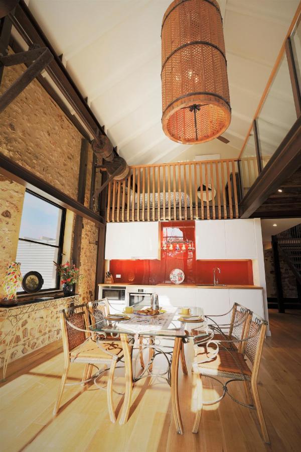 לינה וארוחת בוקר Sellicks Hill The Old Chaff Mill Organic Vineyard Retreat מראה חיצוני תמונה